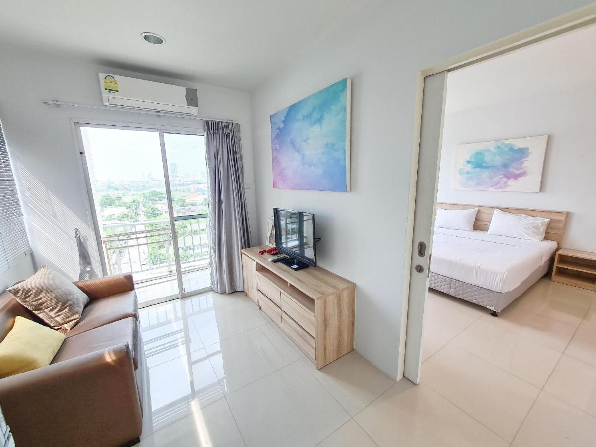 Des Res Hotel And Residence Bangkok Exterior photo